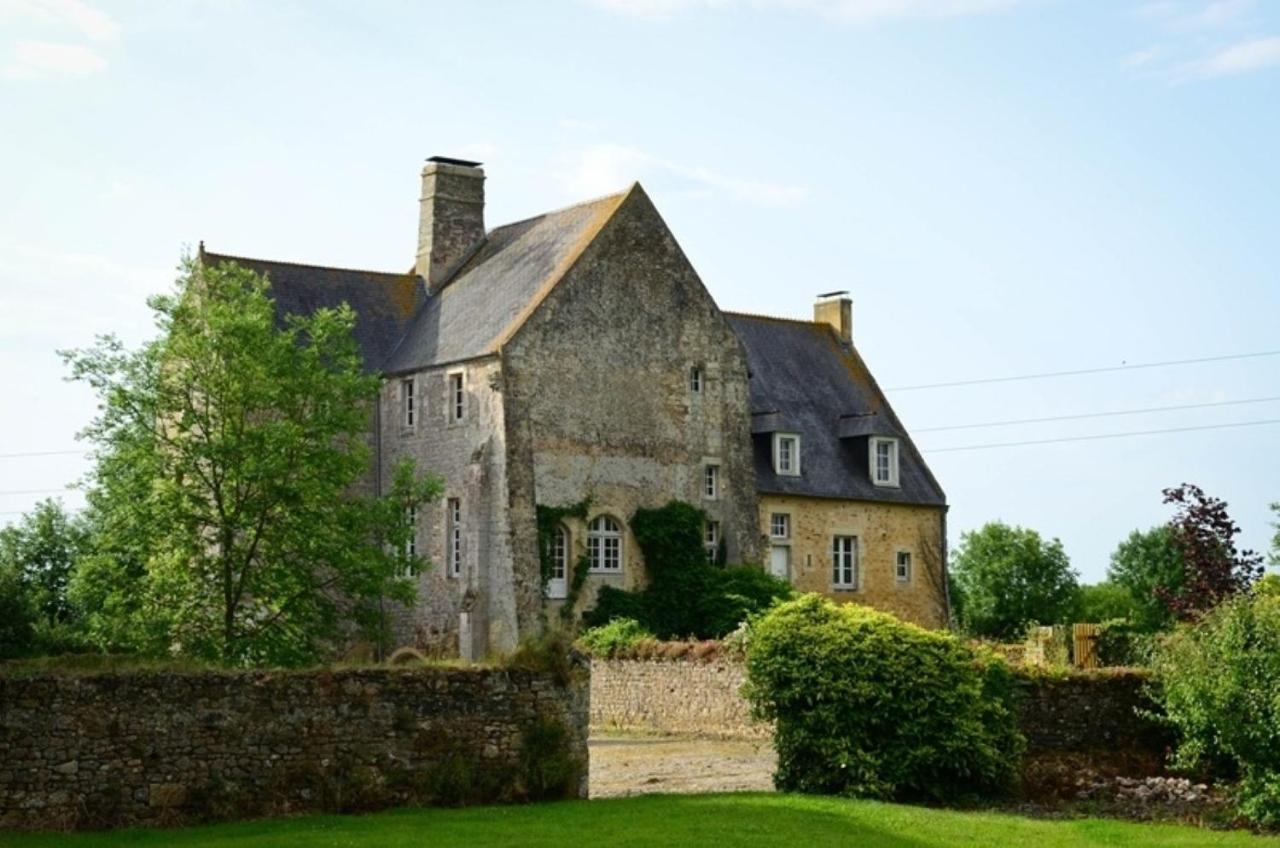 Вилла Le Chateau De Neuilly La Foret Изиньи-сюр-Мер Экстерьер фото